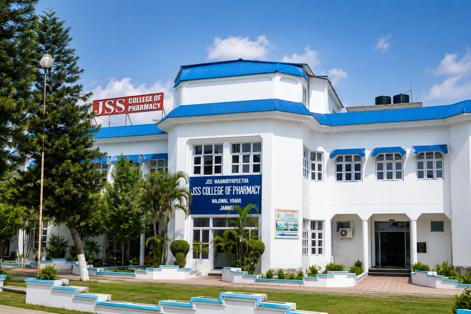 JSS College of Pharmacy Student